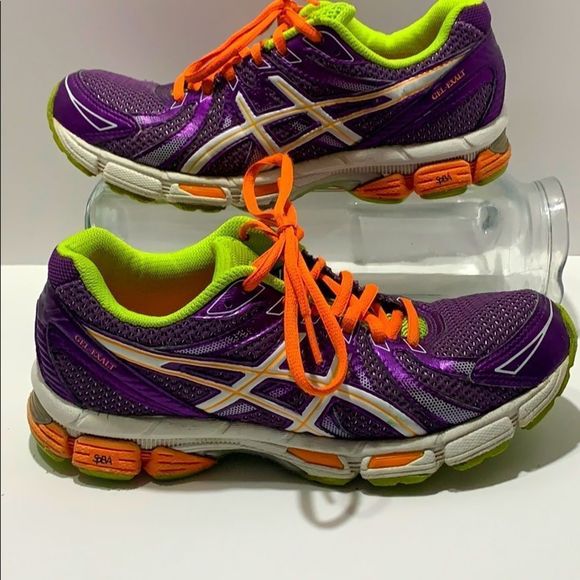 ASICS Women’s size 7 running shoe Doumax - Picture 1 of 12